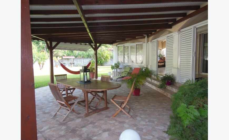 Gourbeyre très belle maison récente...