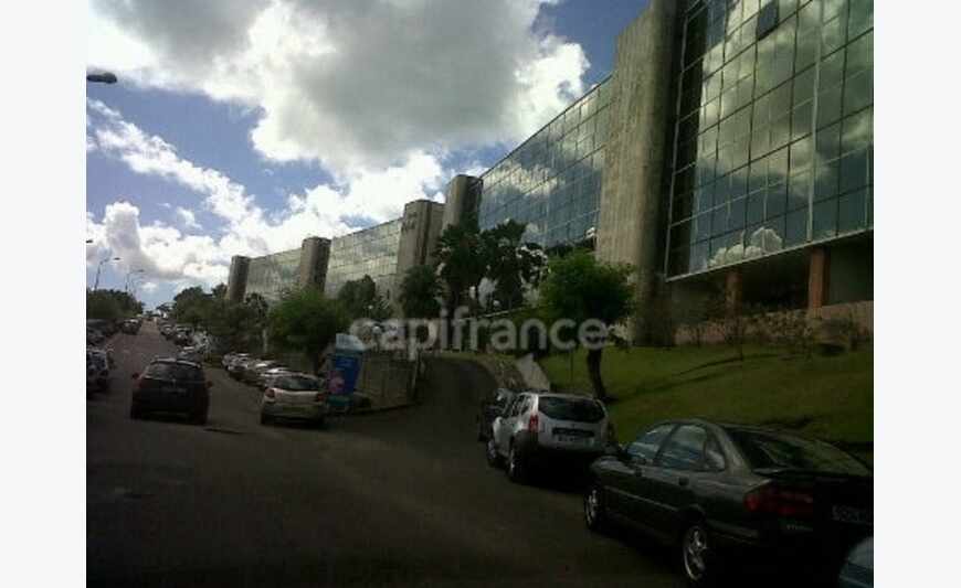 Fort De France Bureaux avec Parking