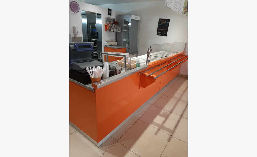 Saladette and catering furniture