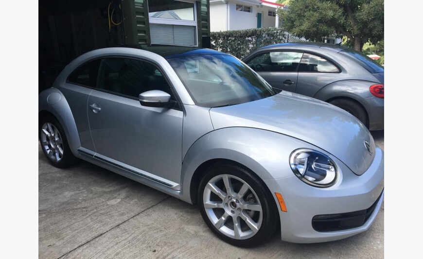 2012 VOLKSWAGEN NEW BEETLE