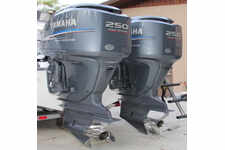 Used Yamaha 250HP 4-Stroke Outboard Motor Engine