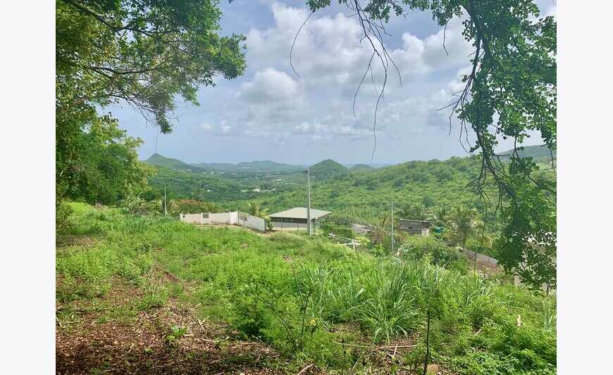 Exclusivité: Terrain à bâtir 800 m2 au Marin