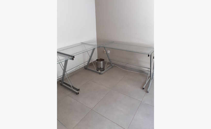 BUREAUX D'ANGLE METALLIQUES ET VERRE
