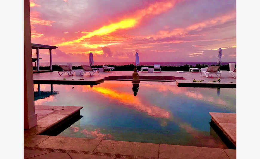 EXTRAORDINARY VILLA (5 bedrooms + private pool)