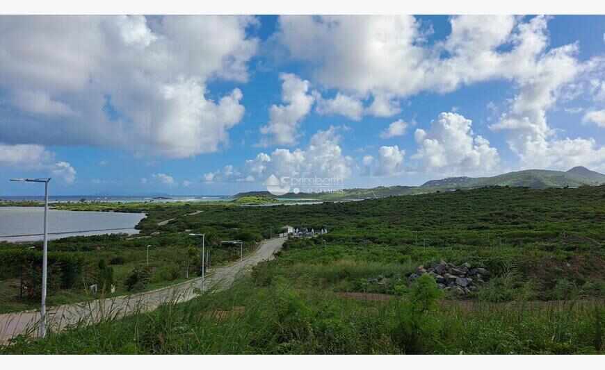 Terrain 3372m² divisible en 2 - secteur Baie Orientale