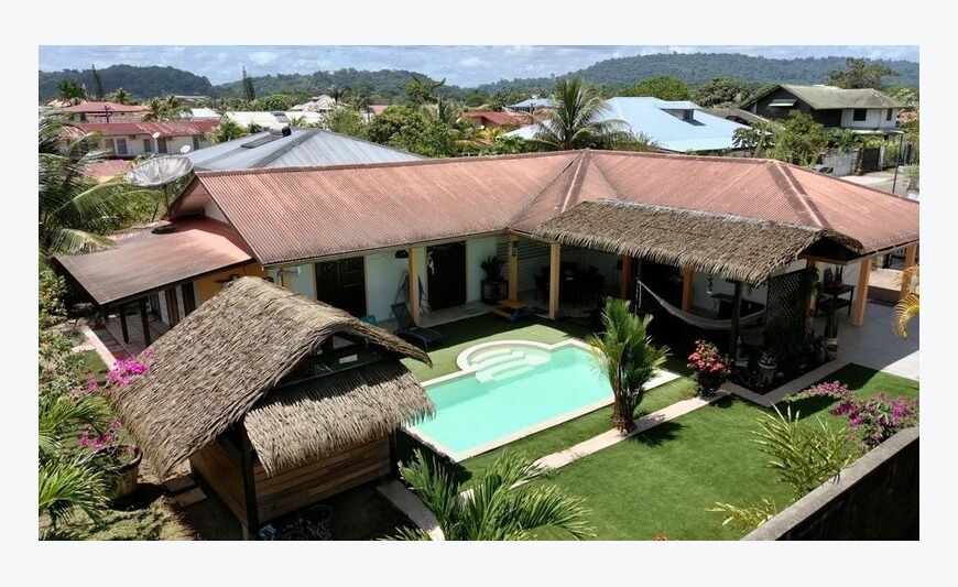 Dpt (), Matoury maison P4 - Terrain...