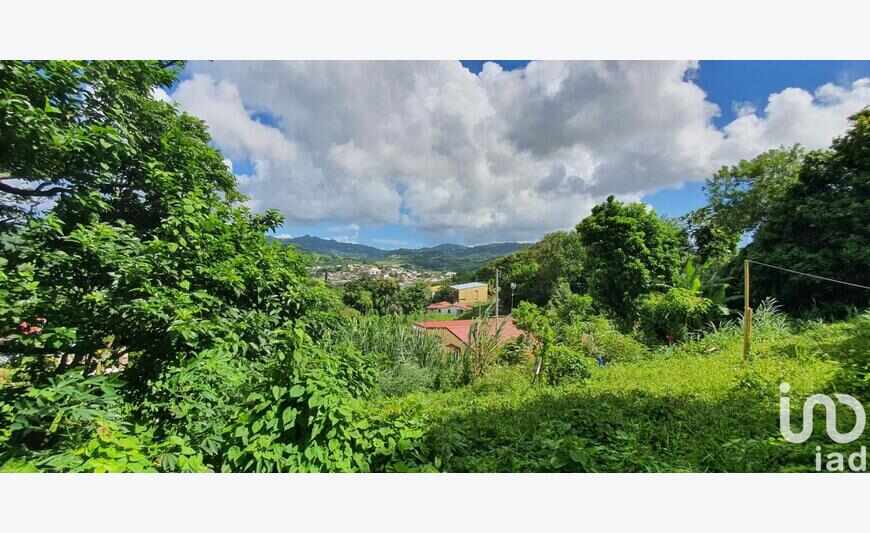 Terrain 1 915 m²