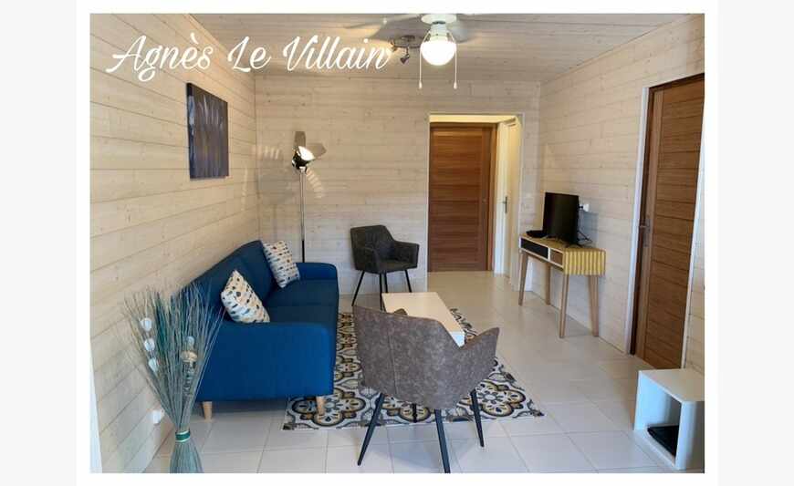 Maison composée de 5 logements neufs à...