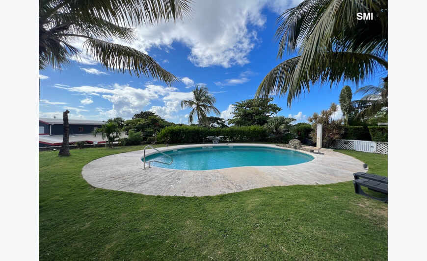 Almond Grove 2 BR Townhouse St. Maarten