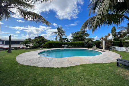 Duplex Almond Grove Garden, Pool, gated, SXM