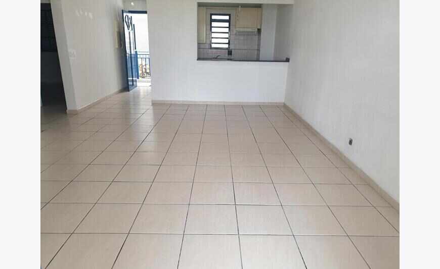 Sous Offre: Appartement 3 pièces 86 m2
