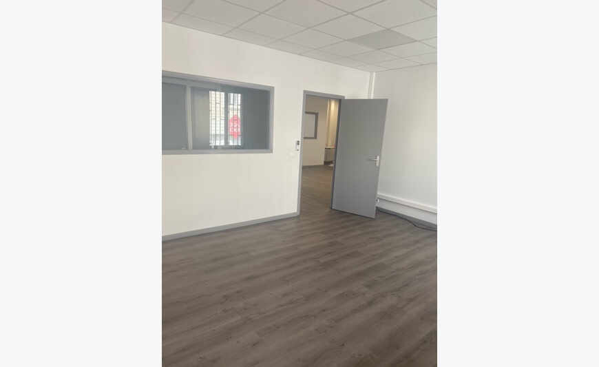 Bureau 23,41m2 - Fort de France