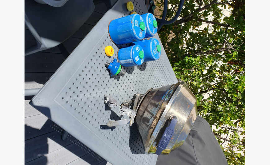 MAGMA BARBECUE WITH COVER AND REFILLS