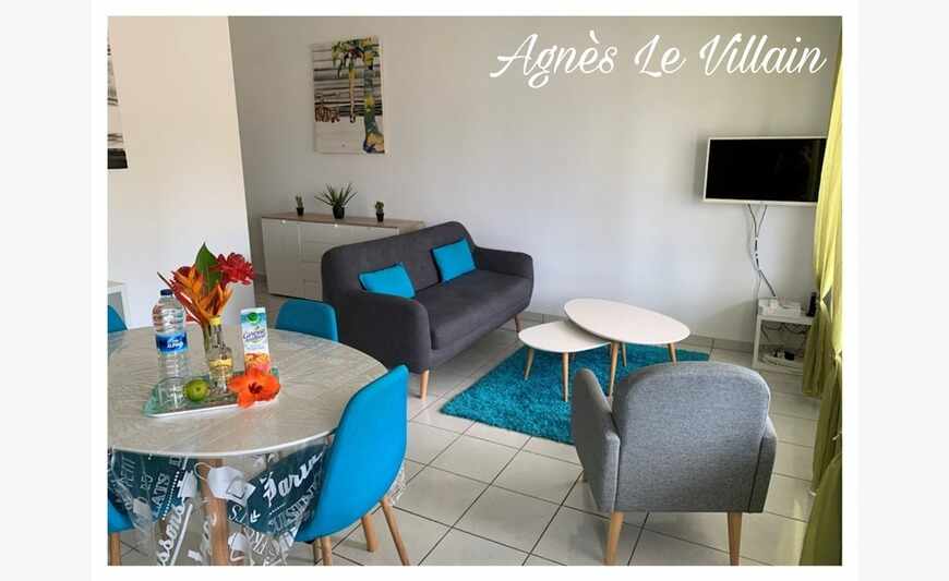 Maison composée de 5 logements neufs à...