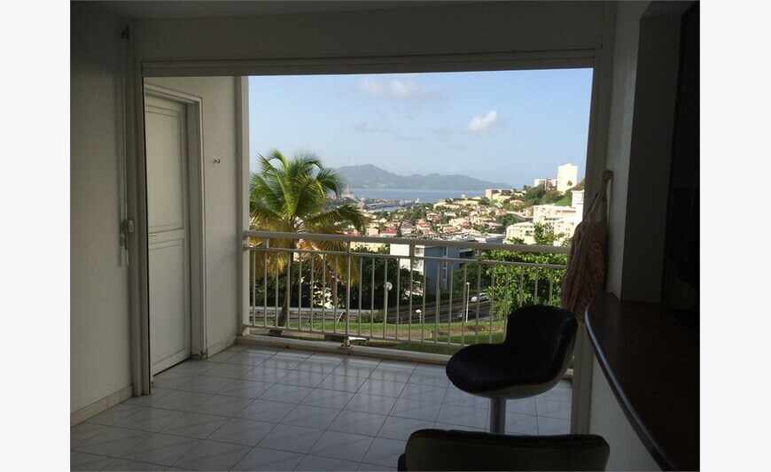 Fort De France à louer appartement T3...