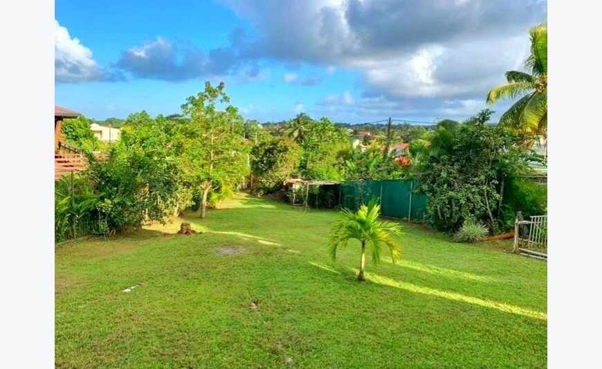 Petit Bourg maison P9 de 200 m² -...