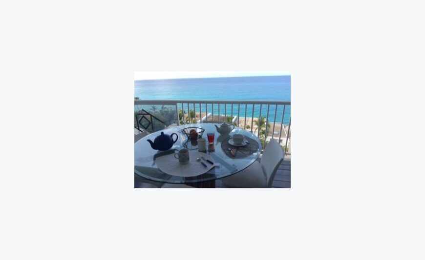 Au Sapphire, appartement 2 pieces vue mer