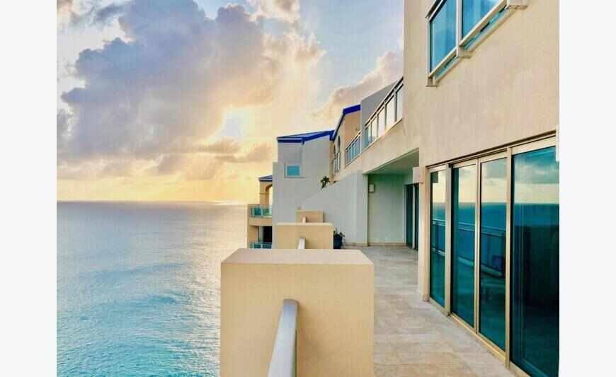 Cupecoy - Sint Maarten - Duplex 600 m2