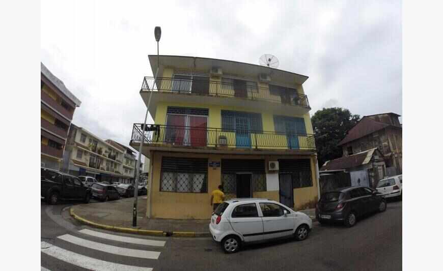 Immeuble de 2 etage à la rue Goinet