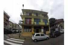 Immeuble de 2 etage à la rue Goinet