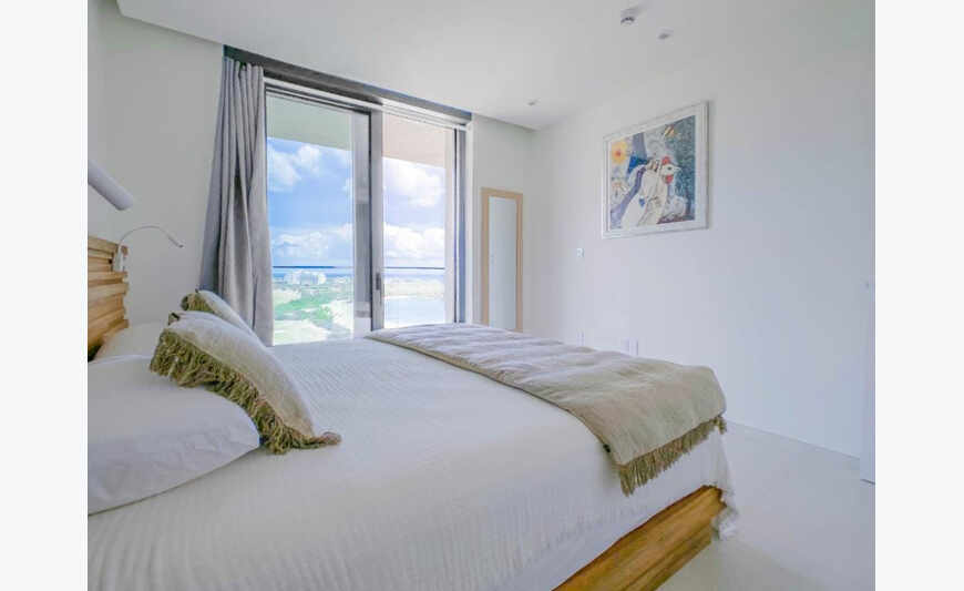 Luxe appartement met uitzicht op zee