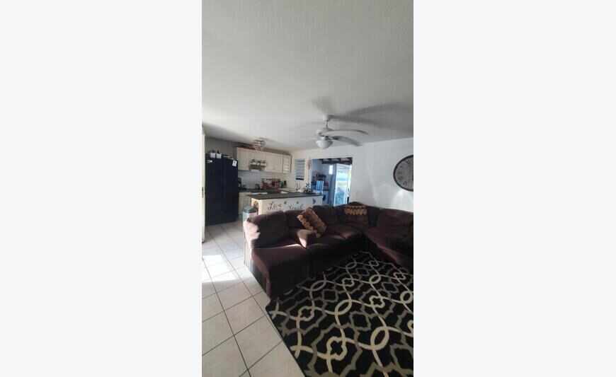 Semi-Detached House R+1 Sea View -...