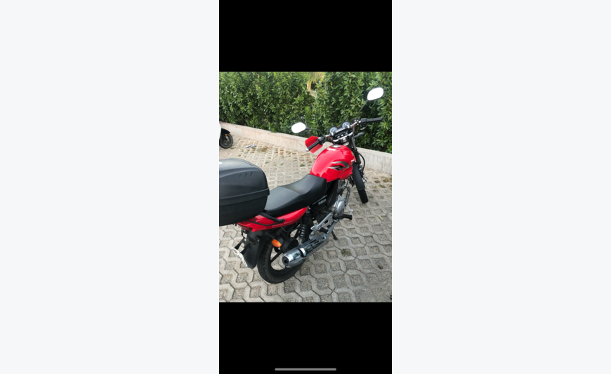 Yamaha YBR 125 - Motorcycle
