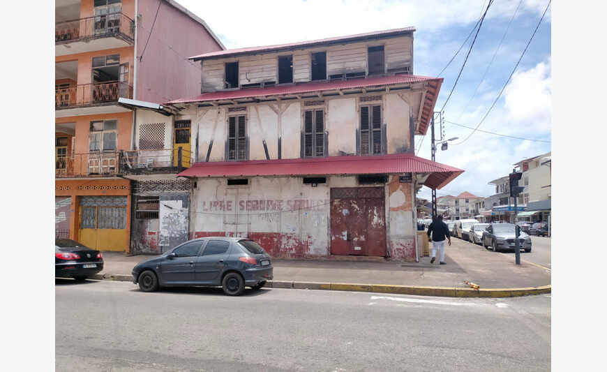 Cayenne centre-ville- Propriété -...