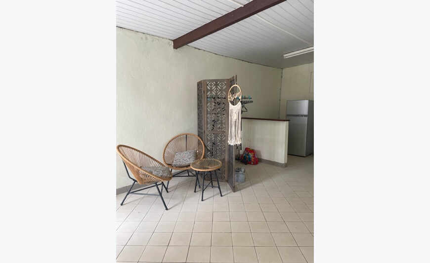 Immense appartement en location avec 2...