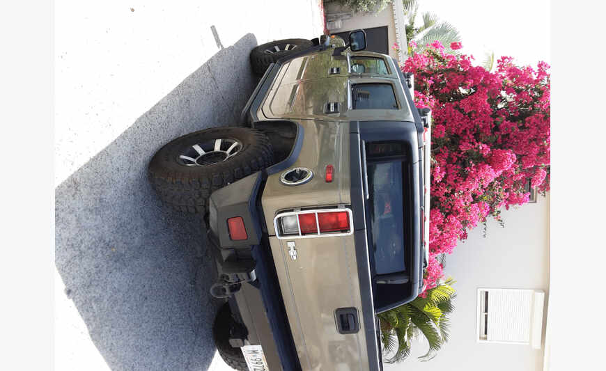 HUMMER H2 SUT