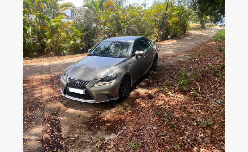 LEXUS IS300 F SPORT REVISE
