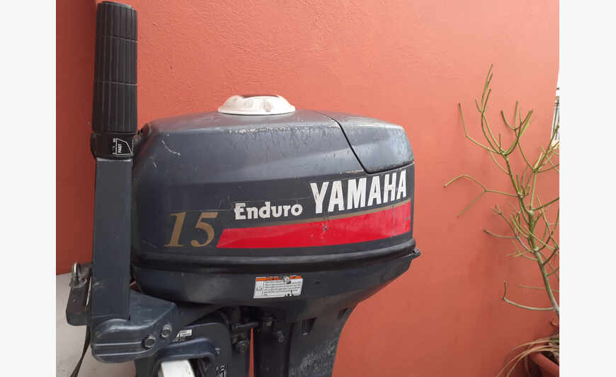 Yamaha 15 CV Enduro 2019 + nourrice 25 litres