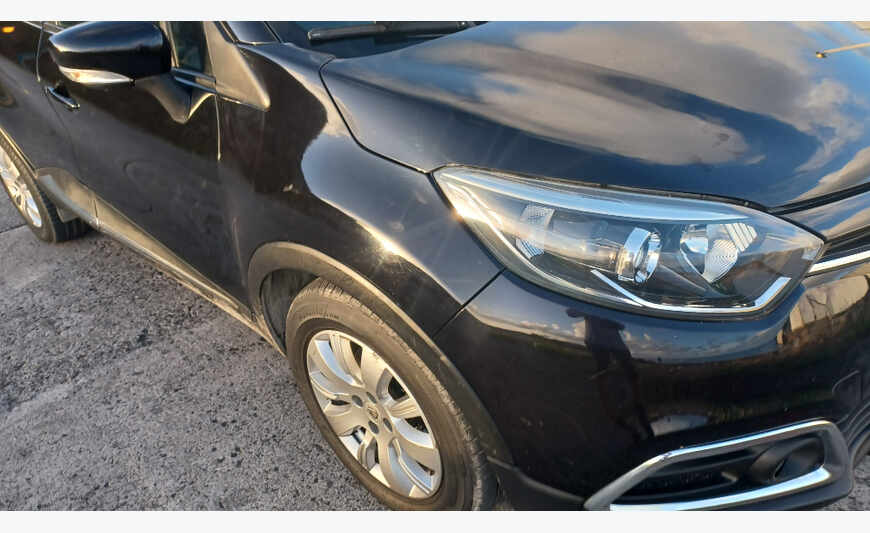 Renault captur black
