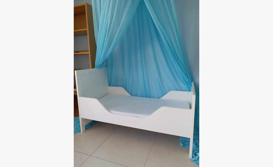 lit bébé BOPITA évolutif +commode