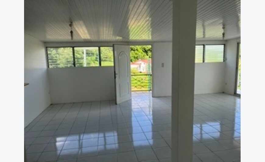 A Louer Appartement T3 Riviere E _...