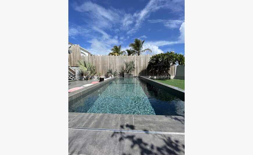 ORIENT BAY – Villa T4 with independent apartment