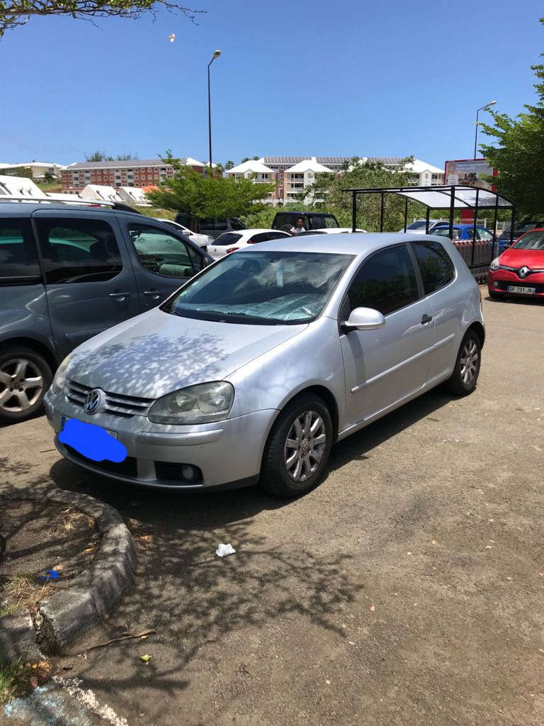 VW golf 5 1.6 fsi 115 cv