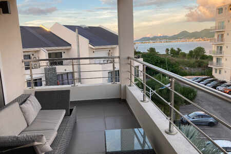 Duplex vue mer et lagon avec Large terrasse SXM