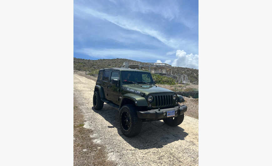 Jeep Wrangler 4 Doors Great condition