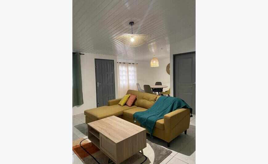 Appart T2 Meuble Cville Cayenne 1 200Eur
