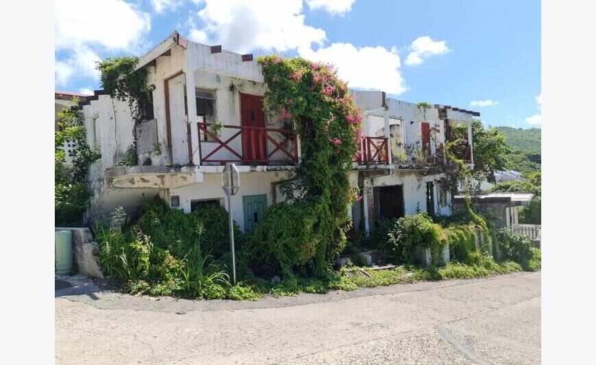 Exclusivity Immodom / Land with building