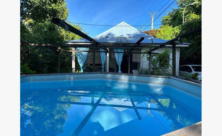 Le Gosier maison P4 de 73 m² - Terrain de 577,00 m² - Plain
