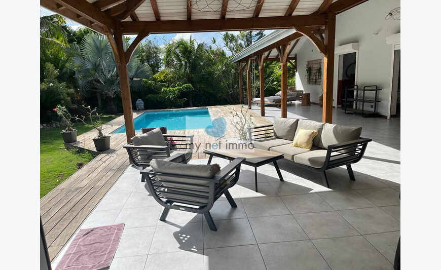 MAGNIFIQUE VILLA T4 AVEC PISCINE SECTEUR SAINT-FELIX
