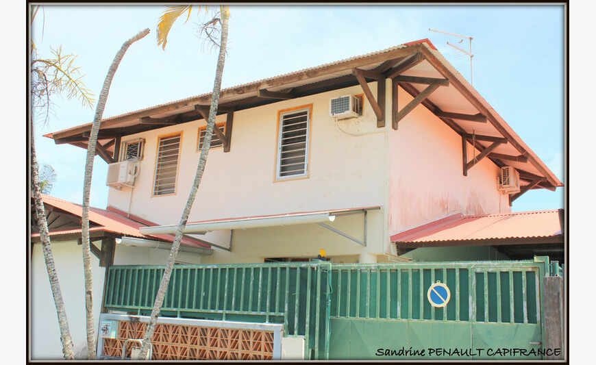 A Kourou (Guyane Francaise) Une Belle Maison T5 (R+1) de 118