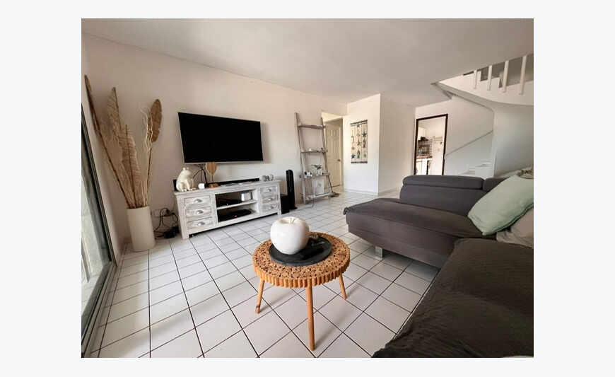 3 bedroom duplex apartment.