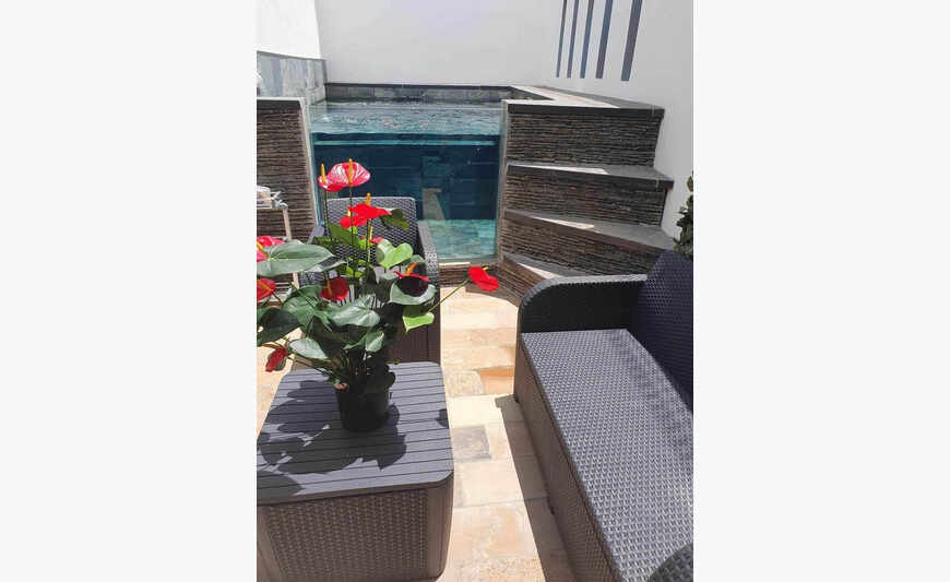 APPT F3 PISCINE JACUZZI PRIVATIF
