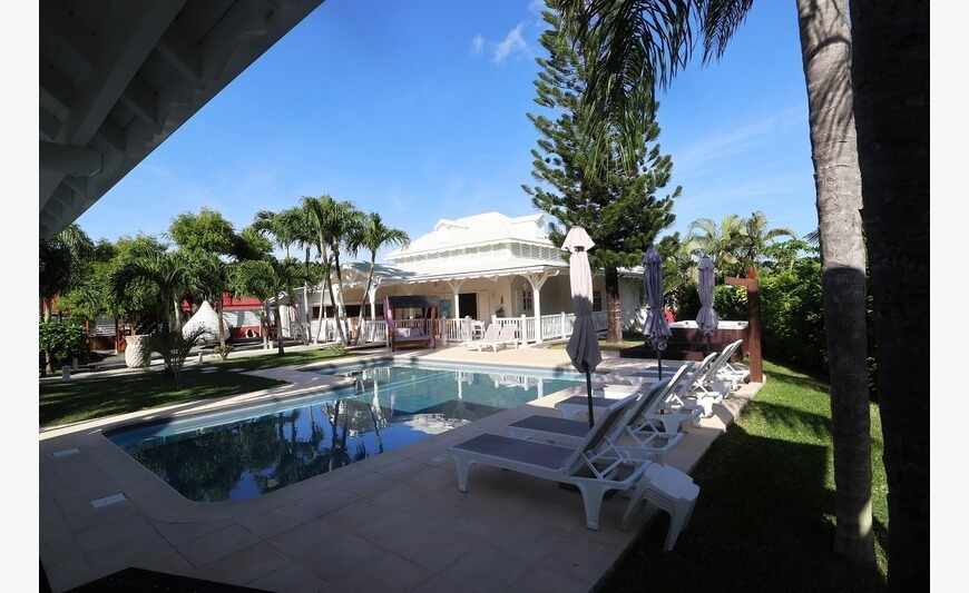 Saint Francois - Magnifique Propriete Composee De 3 Villas
