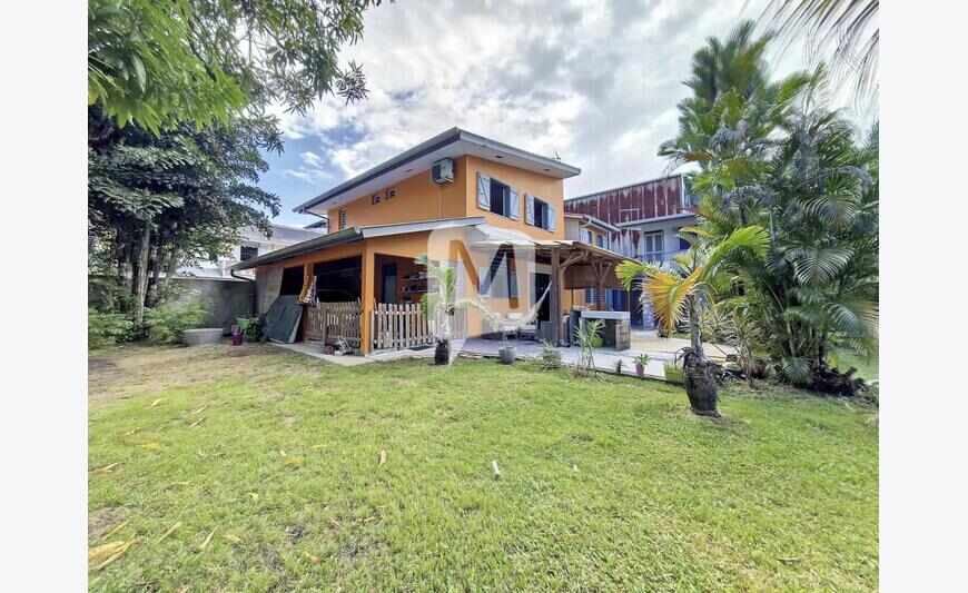 à louer Cayenne maison T5 duplex de...