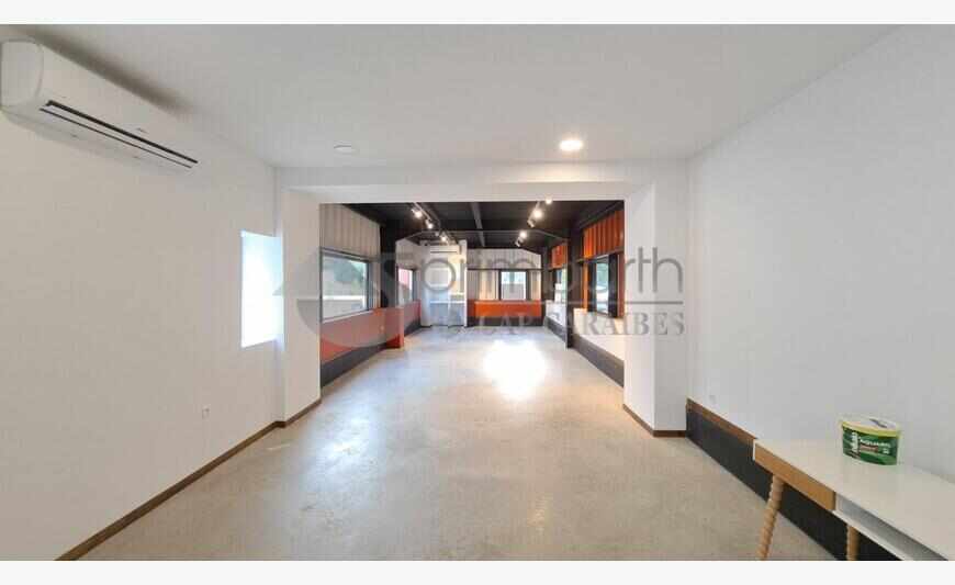 Hope Estate - Local commercial 63m²...