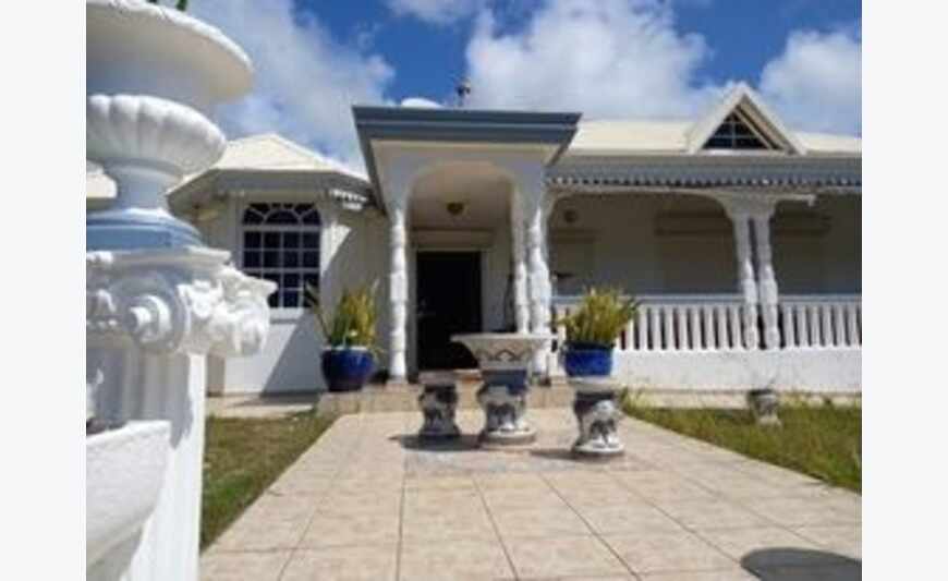Le Gosier Ensemble immobilier : une...